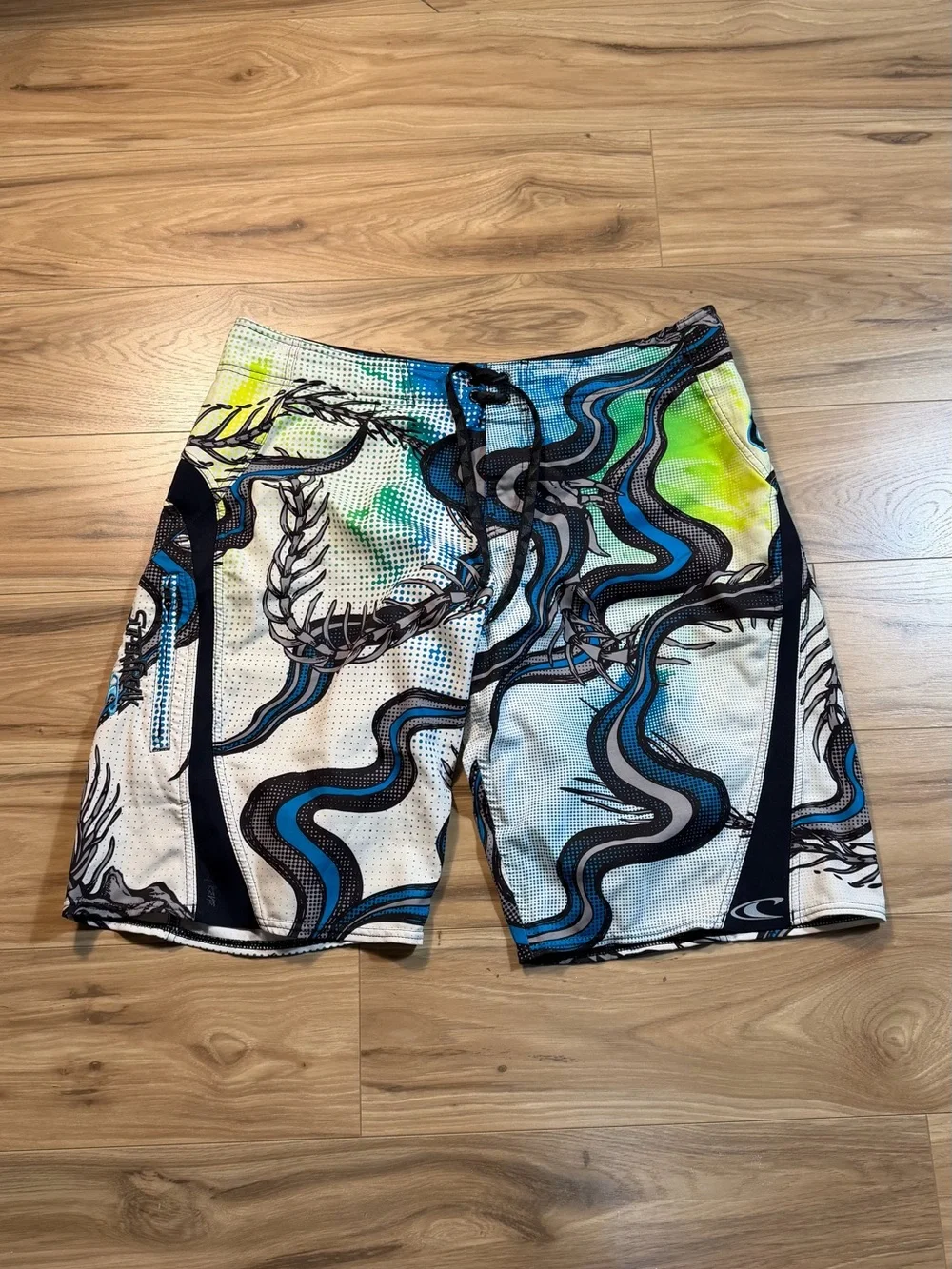 O'Neill Men's Blue, White & Lime Graphic Board Shorts
